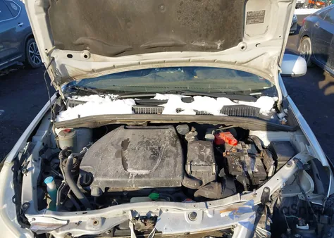 2011 Suzuki Sx4 из США, поврежденный, VIN JS2YB5A32B6304228